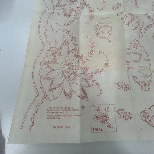 Patrones de transferencia Vogart bordados sin cortar Sr. Sra. Flores Pájaros De Colección Nos Leer - Imagen 5 de 8