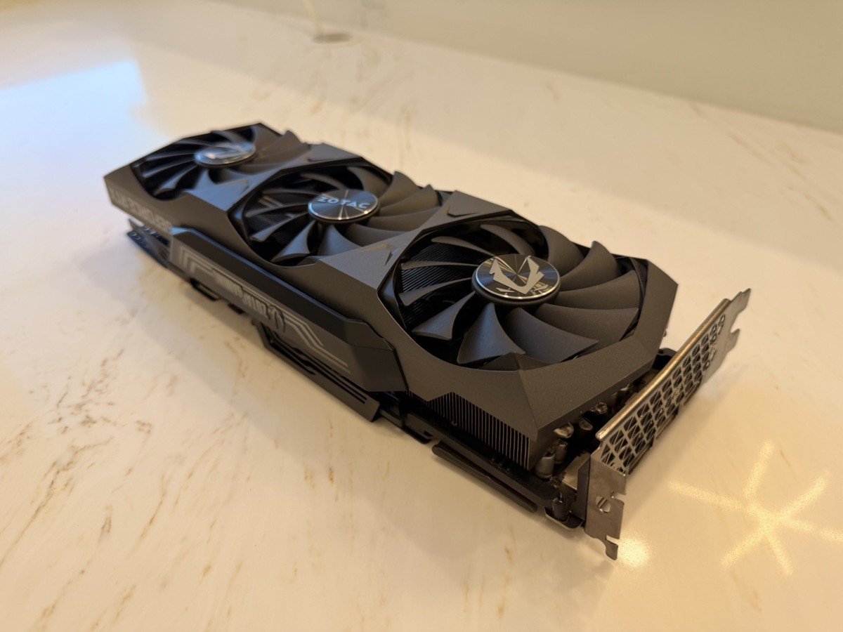 ZOTAC GeForce RTX 3090 OC Edition – FOR PARTS / REPAIR – Read