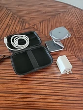 Kuxiu X40Q 3 In 1 Foldable Magnetic Wireless Charging Stand Phone Watch Earbuds