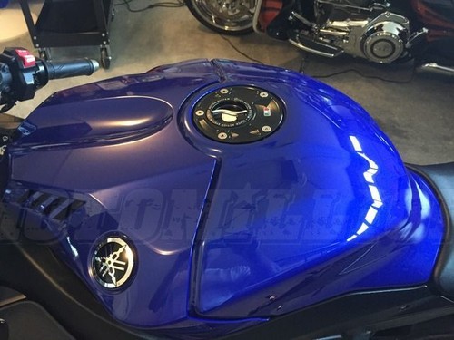 CNC YAMAHA RACING FUEL GAS CAP YZF R1 R1S R1M R3 R6 FZ07 FZ09 FZ10 FJR M SILVER - Picture 2 of 12