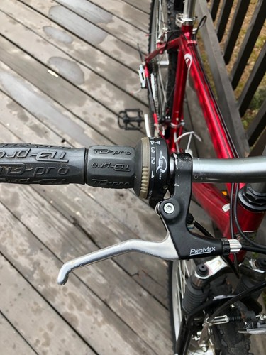 MONGOOSE A40R ,26"/18.5" Aluminum Mountain Bike, Red - Picture 4 of 9