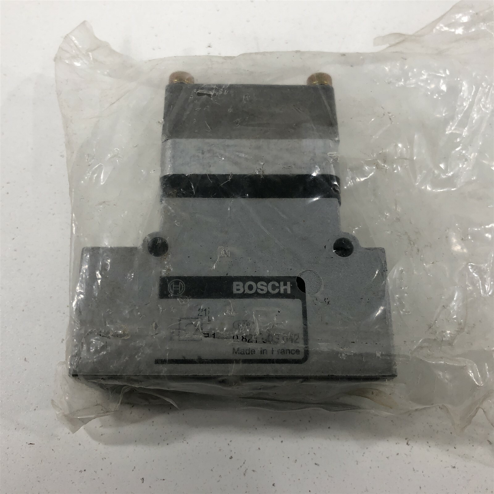 Bosch 0-821-003-042 Valve 0821003042
