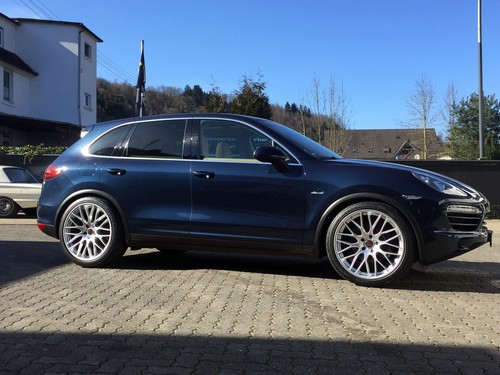 Sommerräder Felgen 22 Zoll Porsche Panamera 971 Pirelli 265/30 + 295/25 Black 24 - 第 7/10 張圖片