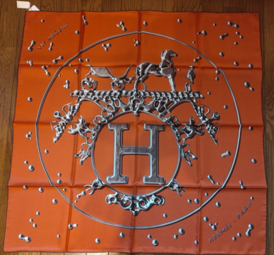 Hermes Seidentuch POTIRON/SEPIA Größe 90 Rybalchenko VIF Argent