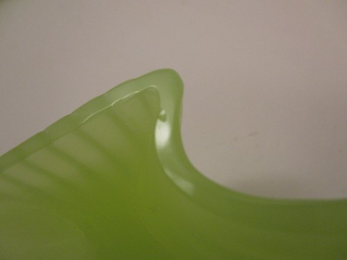 Vintage Jadite Green Uranium Glass Shell Dish Pair Opaline Vaseline - Picture 6 of 6