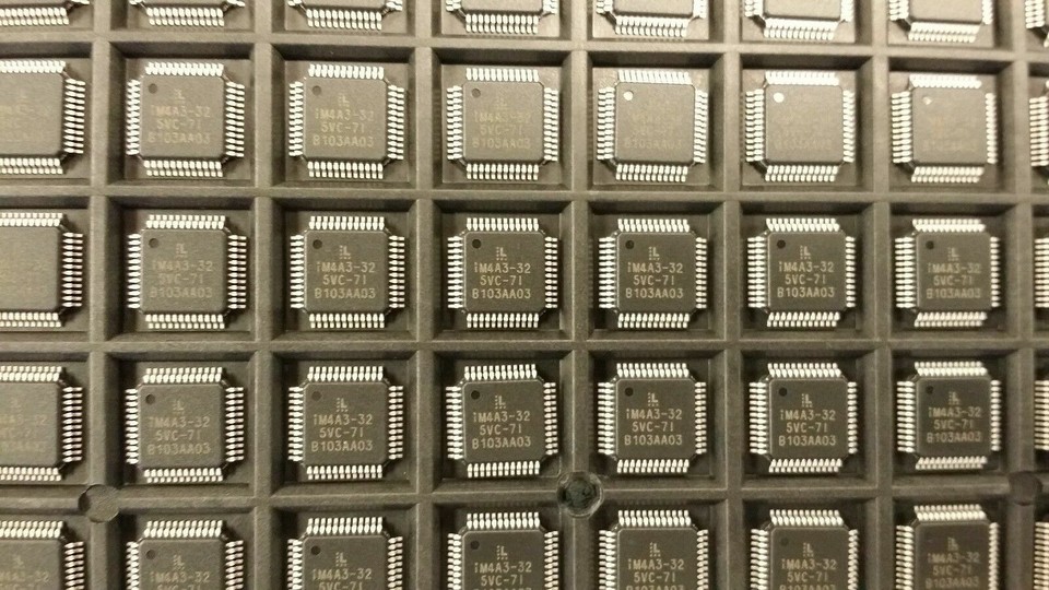 LC4032V 10T48I IC PLD 32MC 32I/O 10NS 48TQFP LC4032V 10T48I 4032 LC4032V LC4032 4032V C4032|pld LC4032V 10T48I IC PLD 32MC 32I/O 10NS 48TQFP LC4032V 10T48I 4032 LC4032V LC4032 4032V C4032|pld