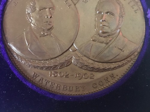 1802- 1902 Scovill Manufacturing Co Waterbury CT 3" Bronze Medal & Case - Picture 4 of 10
