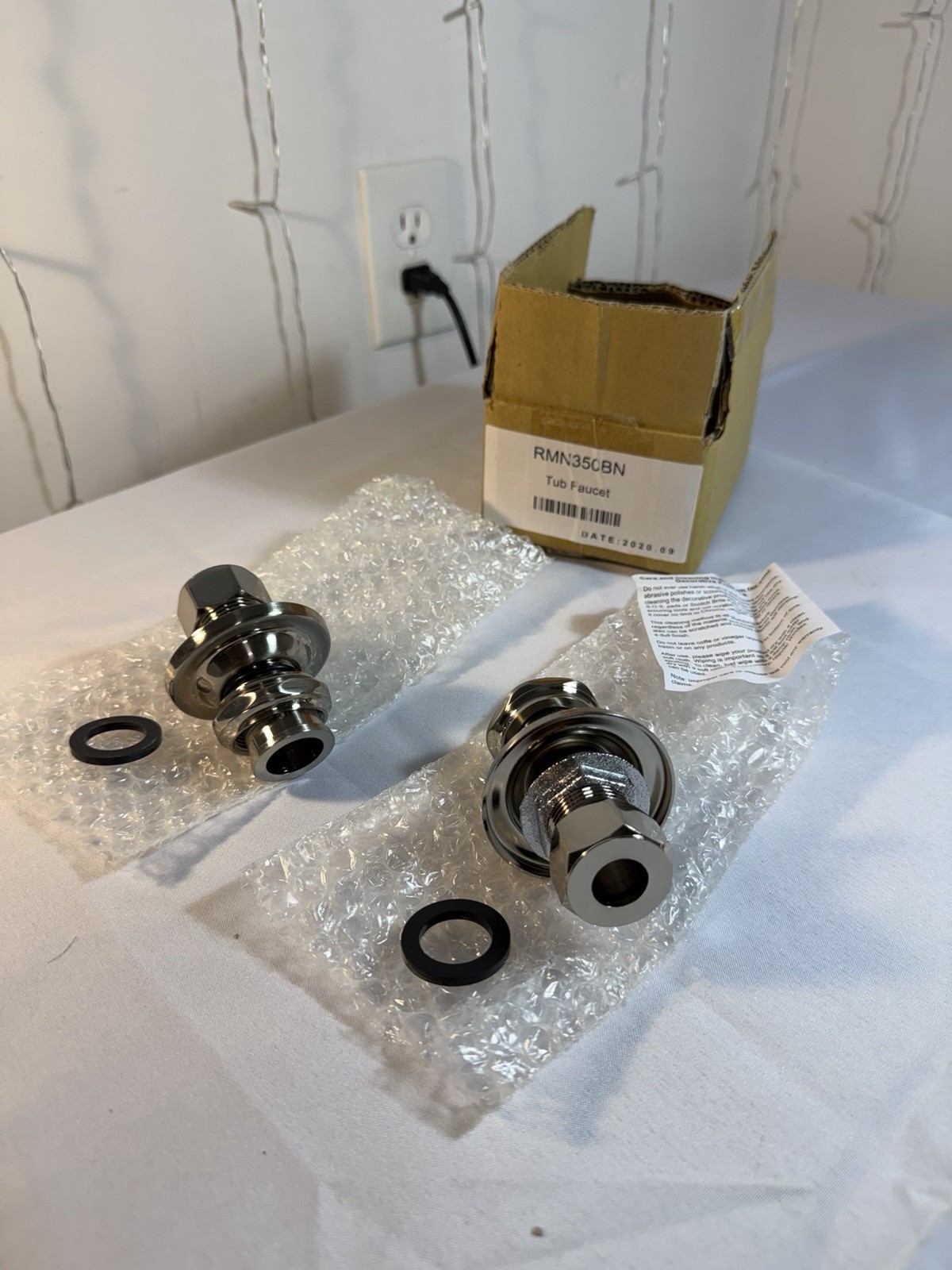 Set Of 2 Bathroom Hardware