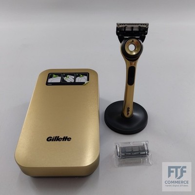 Gillette Labs Rasoio Con Barra Integrata e Custodia da Viaggio, 1 Manico, 2 Lame