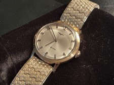 OROLOGIO VESTITO LONGINES STILE MIDCENTURY, CASSA GF, QUADRANTE ARGENTO, NUMERI ORO BIANCO