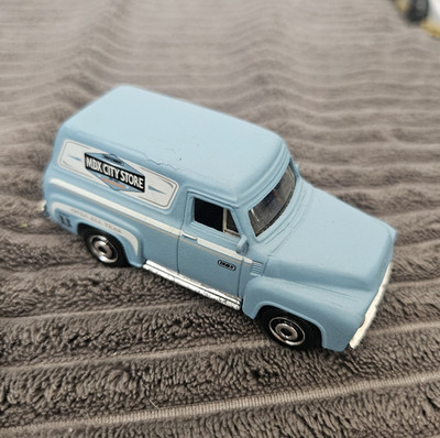 Matchbox MBX City Store 1955 Chevrolet Chevy Panel Van Diecast 1:64 Blue