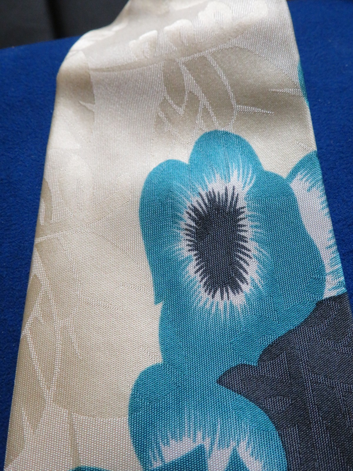 FORMAT VINTAGE SILK TIE PATTERN ON PATTERN TROPIC… - image 7