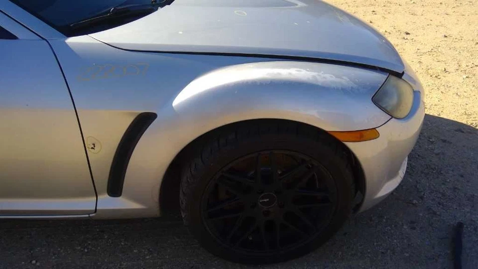 (LOCAL PICKUP ONLY) Passenger Right Fender Fits 04-08 MAZDA RX8 467885 - Imagem 2 de 4