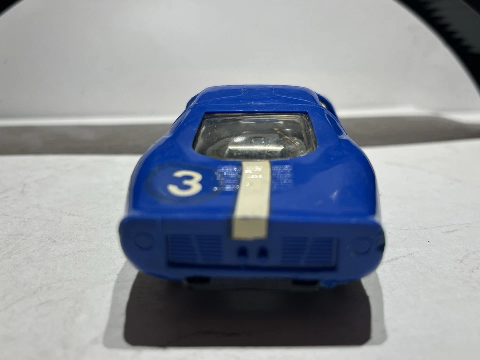 CIRCUIT 24 / CIRCUIT ANCIEN / FORD GT 40 CIRCUIT 24 / JOUET ANCIEN - Photo 4/4