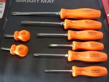Snap-on Tools 8-piece Orange Handled Screwdriver Set - Free Shipping Snap-on Tools 8-piece Orange Handled Screwdriver Set - Free Shipping