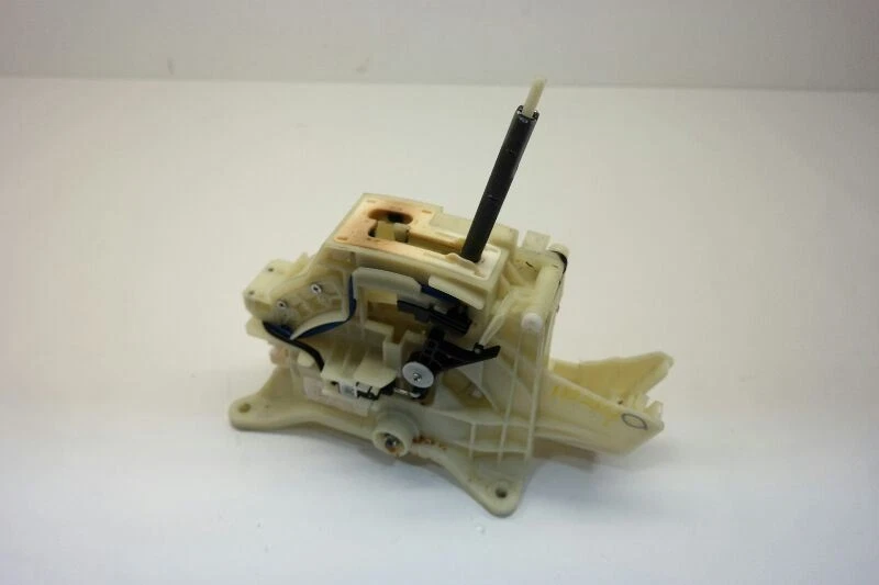 Palanca de cambios Hyundai Sonata 2015 transmisión Foto 4 de 4