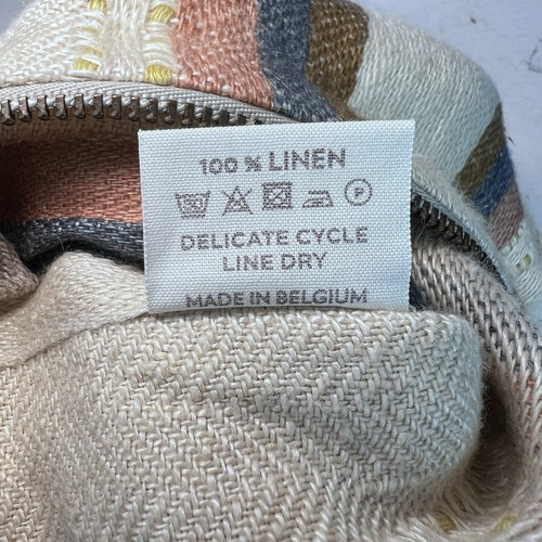 Libeco Believe In Linen The Belgian Pouch Harlan Stripe 9”x6” MSRP: $50 - Picture 7 of 10