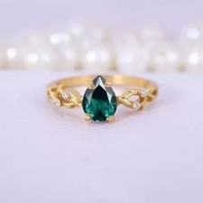 2Ct Pear Cut Simulated Green Emerald Women's Band Ring In 14k Yellow Gold Plated