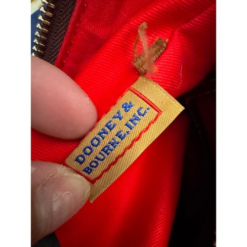 Dooney & Bourke Saffiano Leather Burgundy Zip Crossbody Bag EUC. Dust Bag+STRAP - Picture 8 of 10