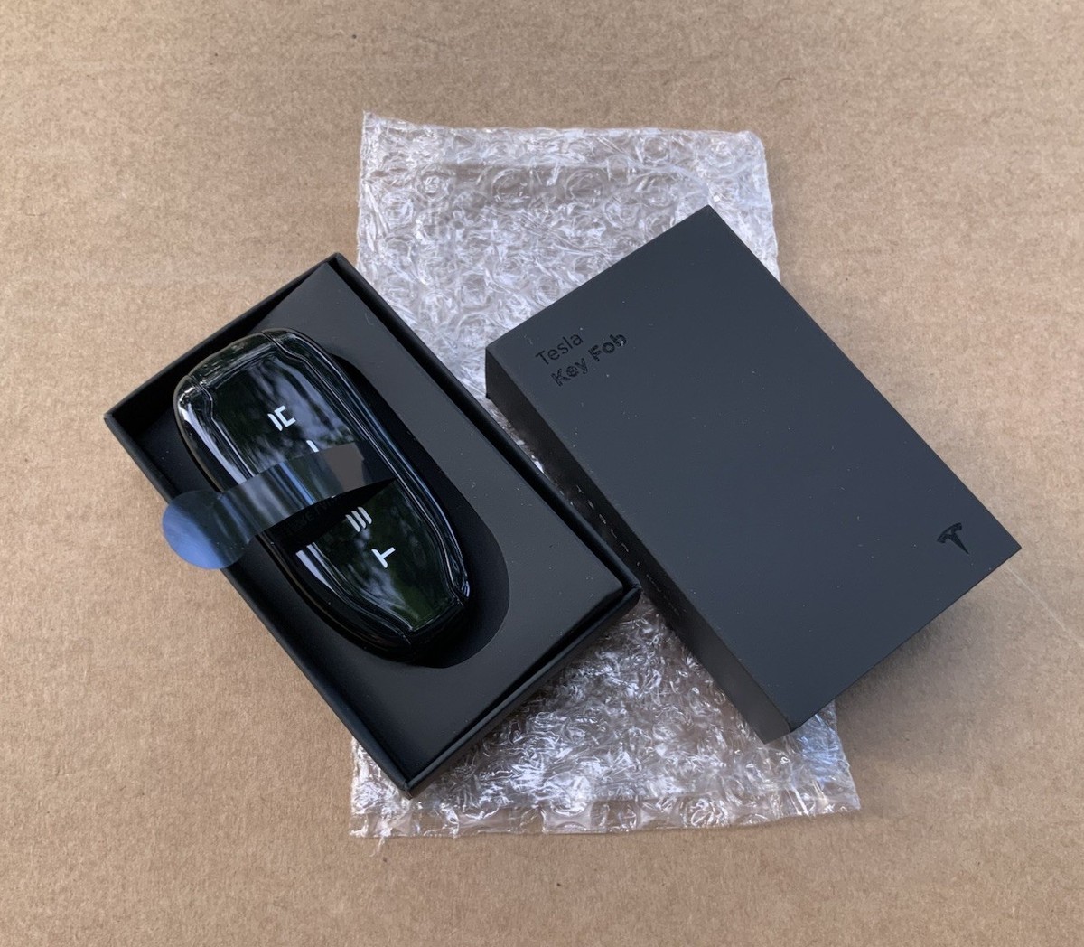 テスラ モデル3/Y キーフォブ NEW OEM TESLA Model 3 Y 2017-2025 Smart Key Fob keyfob
