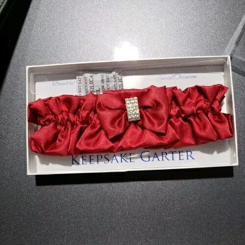 LILLIAN ROSE RECUERDO ROJO CON INSERCIONES DIMOND LIGUERO BODA-NIP Foto 2 de 3