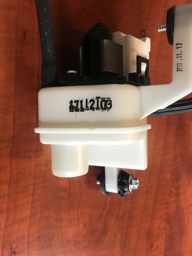 New OEM LG Parts Drain Pump Assy LG LUWD1CW SideKick 0.7cu/ft. Pedestal Washer - Picture 3 of 11