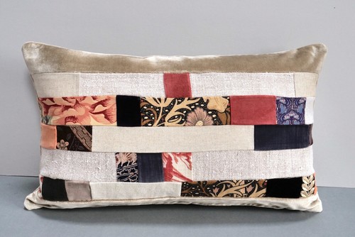 Patchwork Cushion Cover Antique Linen, Vintage Batik & William Morris 30 x 50cm - Picture 2 of 16