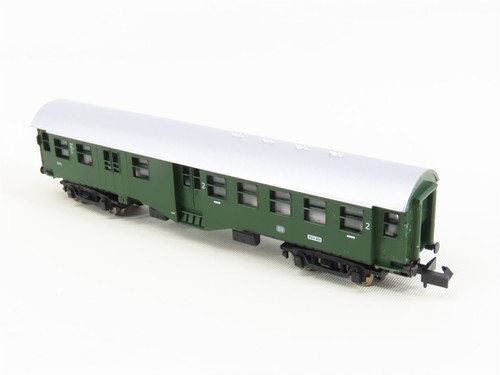 N Scale Arnold 5806 DB German 2nd Class Coach Passenger Car #98110 - Picture 7 of 11