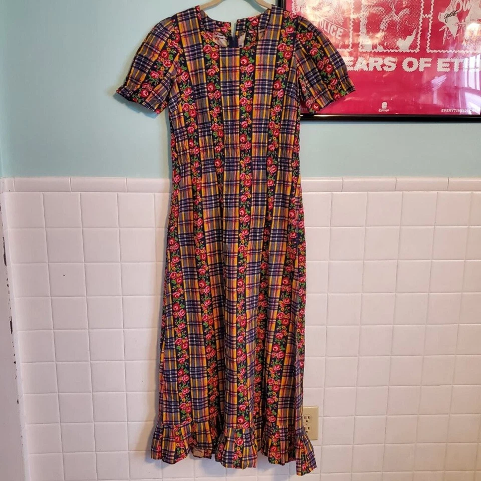 Maxi Vestido Vintage Años 90 Hecho a Mano a Cuadros Floral Patrón Rosa Azul Amarillo Rojo Verde Foto 3 de 4