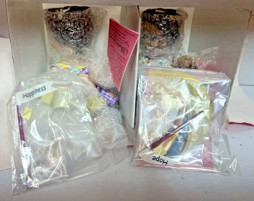 Paradise Galleries Premier Edition Treasury Collection Hope And Happiness Dolls - Picture 2 of 5