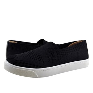globe slip on shoes