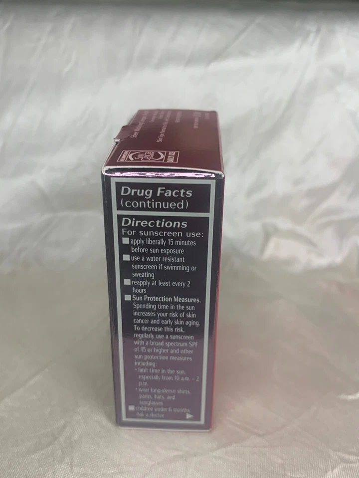 Shiseido Sheer Matifying Compact Refill 9.8g Foundation Very Rich Brown D 30 - Image 4 of 4