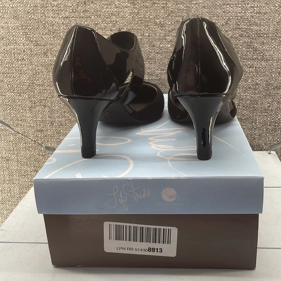 Life Stride Mary Jane 泵尺寸 10W 或 10 Wide Vegan 人造麂皮绒 3 英寸鞋跟泵 — 第 3/4 张图片