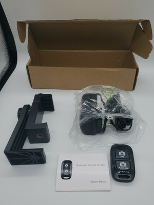  Remote Shutter Bluetooth With Remote NEW
