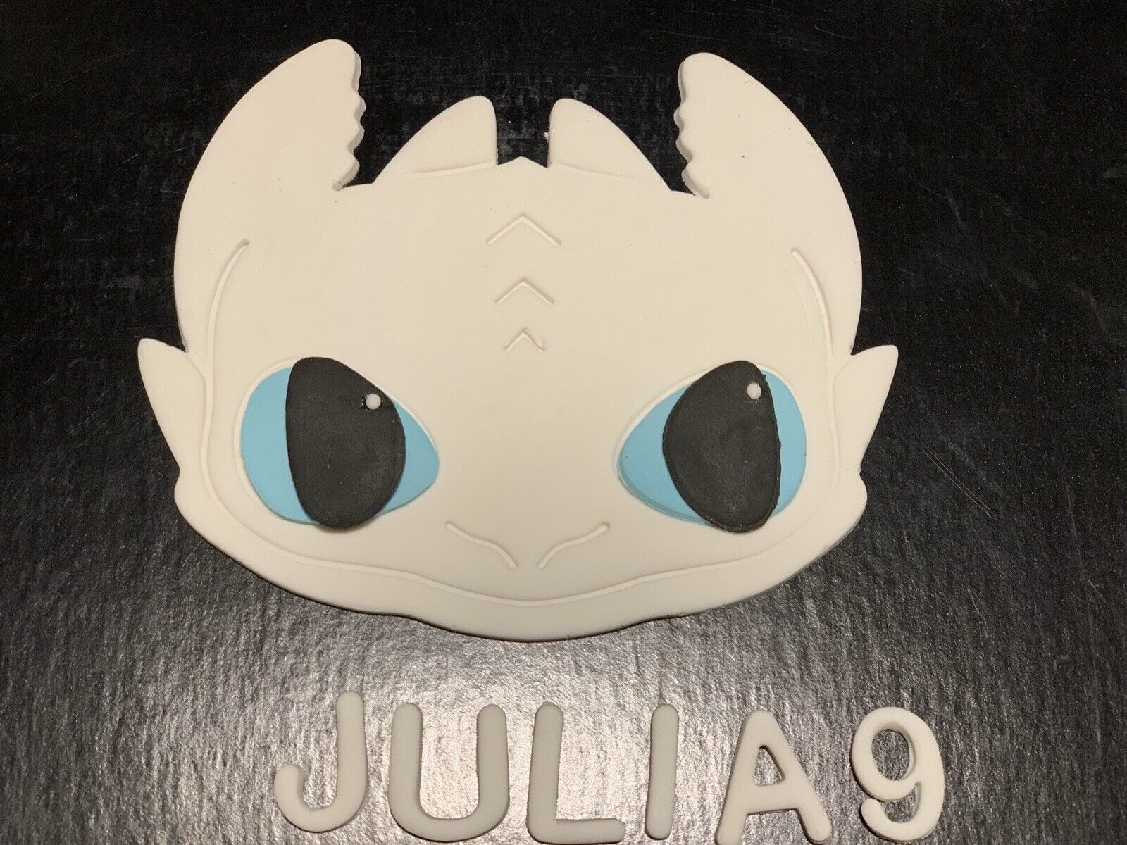 White Fury and Toothless How To Train Your Dragon with name cake topper | eBay White Fury and Toothless How To Train Your Dragon with name cake topper | eBay
