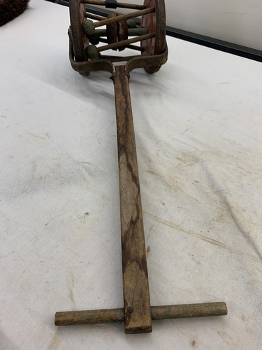 Antique Child’s Wood And Tin Push Toy/Noisemaker ~ East Hampton, Con ~ USA - Picture 8 of 13