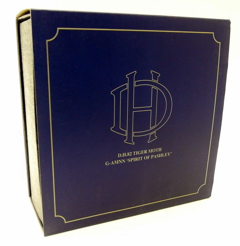 Oxford escala 1/72 - 72TM007 D.H 82 Tiger Moth G-AMNN Spirit Of Pashley Foto 4 de 4