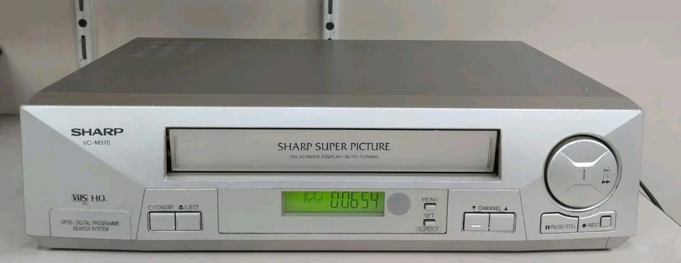 SHARP VC-M370 VIDEOREGISTRATORE VHS CON TELECOMANDO  - Immagine 3 di 4