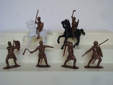 Jecsan  Spain  60mm Plastic 12th Century Knights / 6 Figures with 2 Horses