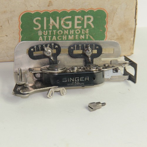 🧵 1948 Singer 221-1 Featherweight Sewing Machine ✨ Buttonhole Attachment - Picture 22 of 24