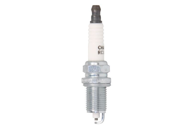 Bougie d'allumage essence CHAMPION OE198 moteur OPEL ADAM M13 1.4L