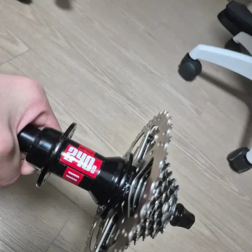 Osta DT Swiss 240 EXP Straightpull Rear Hub Disc CL... merkiltä DT