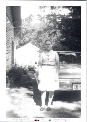 Chanute Kansas KS Fat Chubby Curvy Thick Woman Sexy 1950s Classic Car VTG Photo