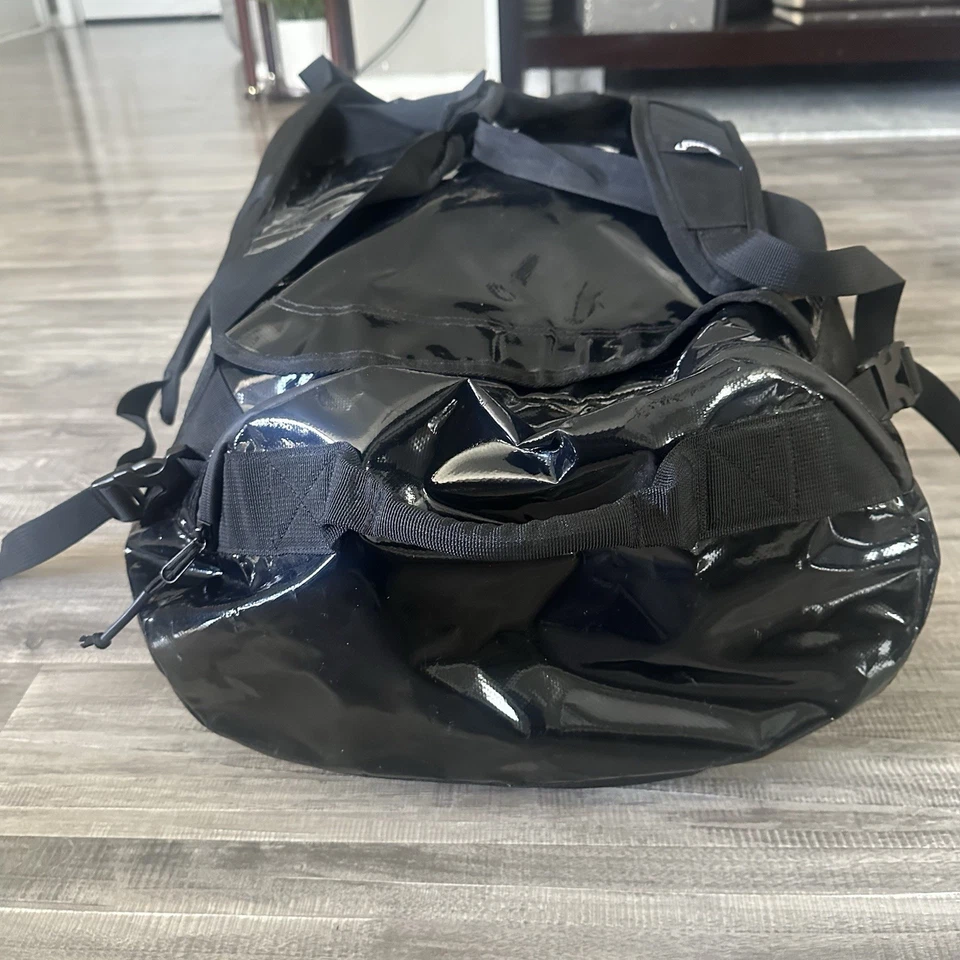 Greyson x Jones Black Camo Dry Bag 70L Golf Duffle Travel Backpack Luggage - Image 4 of 4