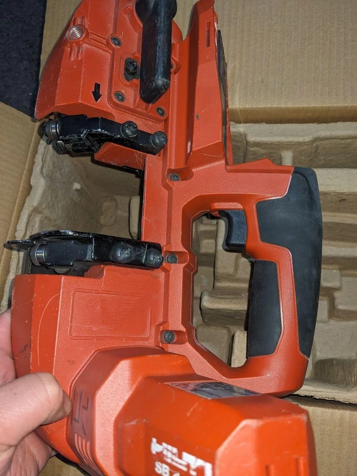 Hilti SB4 A22 Cordless Band Saw Tool Only 22V Bare Unit Japan Rare - Image 4 of 4
