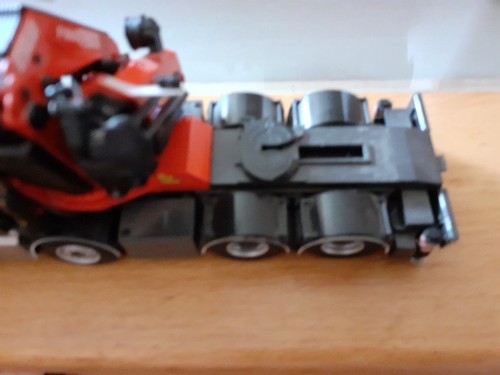 WSI Actros 8×4 con grúa FASSI 1:50 - Imagen 11 de 15
