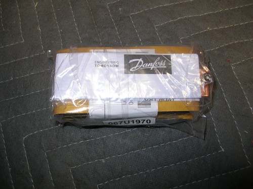 Danfoss #067L5956 Thermostatic Expansion Valve, R410A, 3.5 to 4 Ton *NOS* - Picture 8 of 9