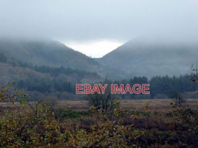 FOTO DAS LLYFNANT-TAL VON DER KREUZUNGSSTATION DOVEY AUS GESEHEN.