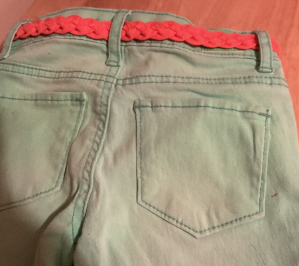 Picture 4 of 4