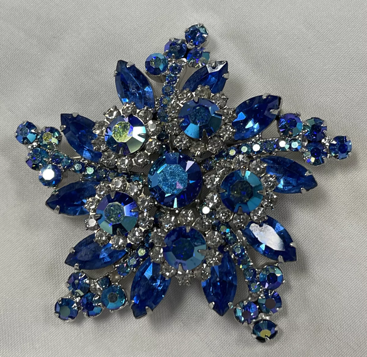 Vintage JULIANA D E AB Aurora Borealis Rhinestone Brooch Star Blue